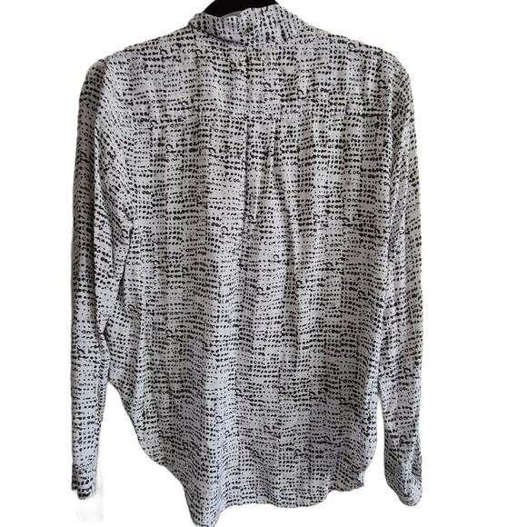 CLOTH & STONE Black White Graphic Print Tie Neck Blouse Top Women's Medium - Picture 2 of 11